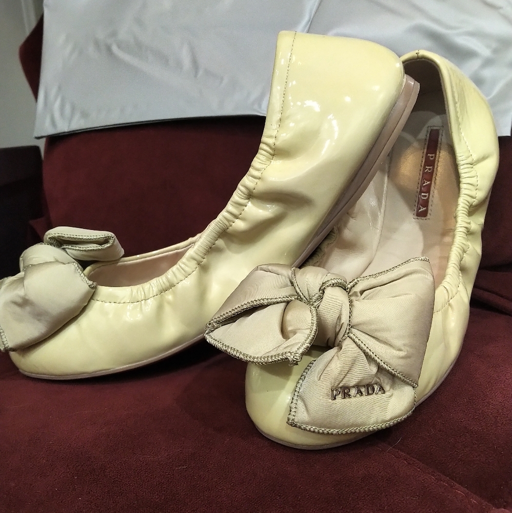 Like New Prada Bow Ballet Flats - Nude 37.5